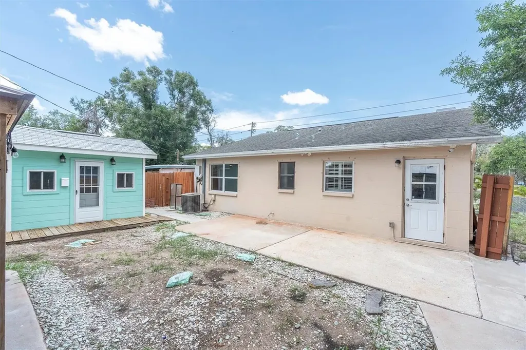7920 52 Street N Pinellas Park FL 33781