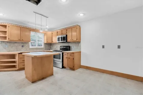 7920 52 Street N Pinellas Park FL 33781