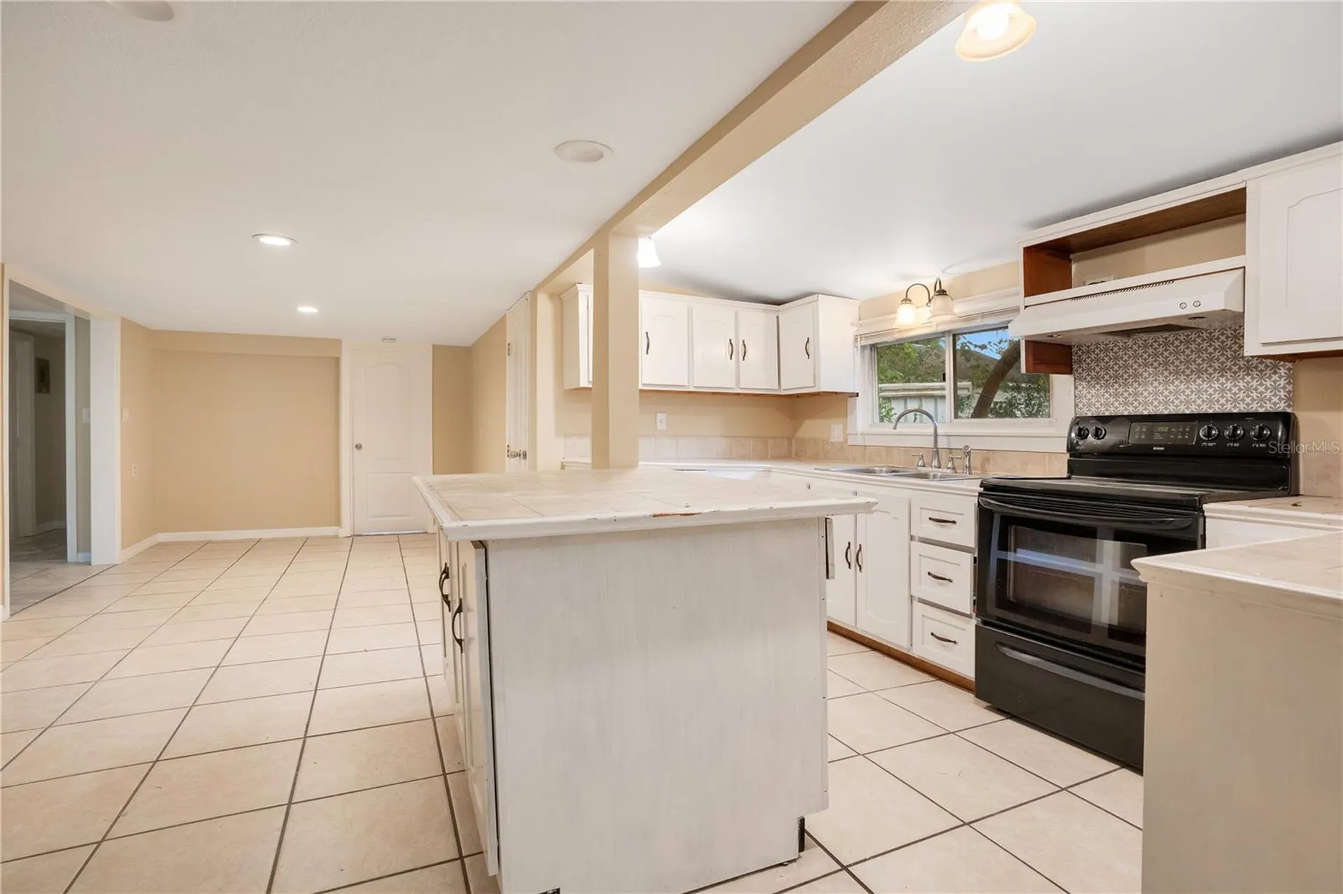 38341 Palm Grove Drive Zephyrhills FL 33542