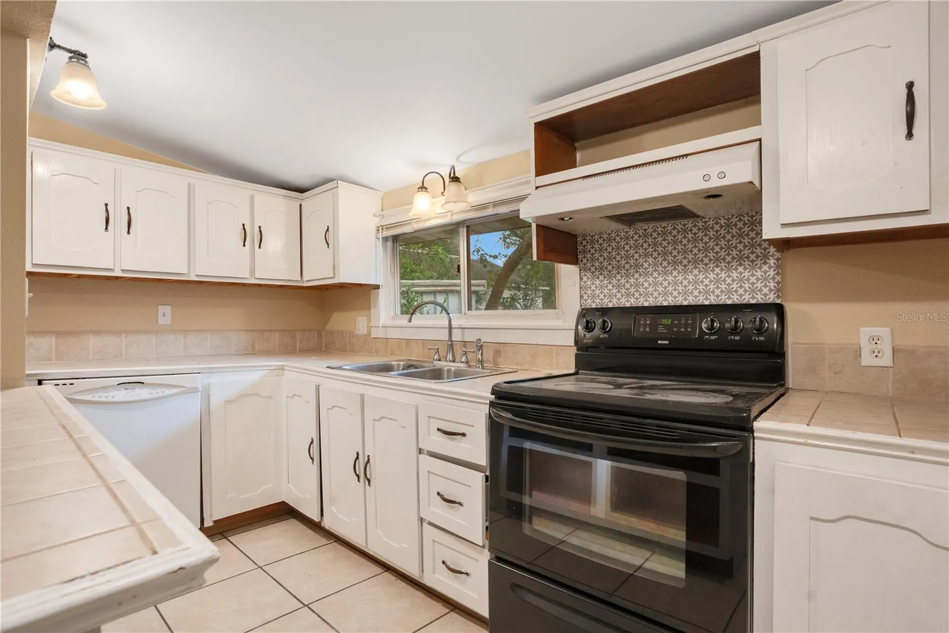 38341 Palm Grove Drive Zephyrhills FL 33542