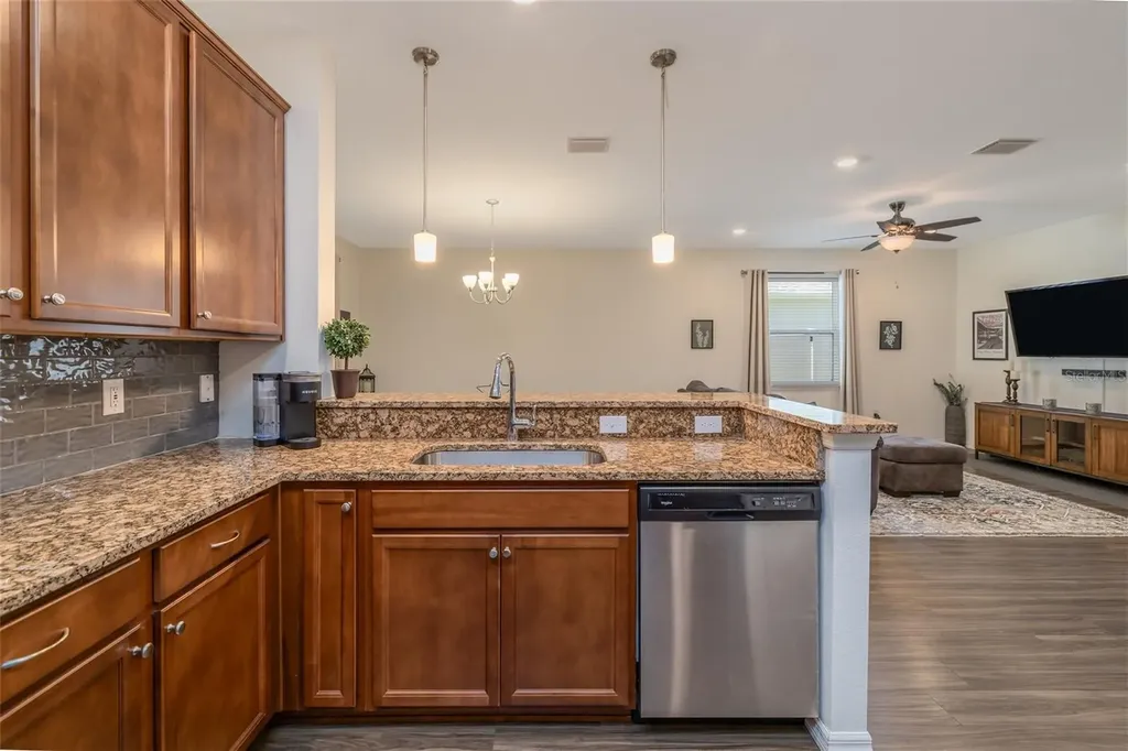 18 Oakleaf Way Palm Coast FL 32137