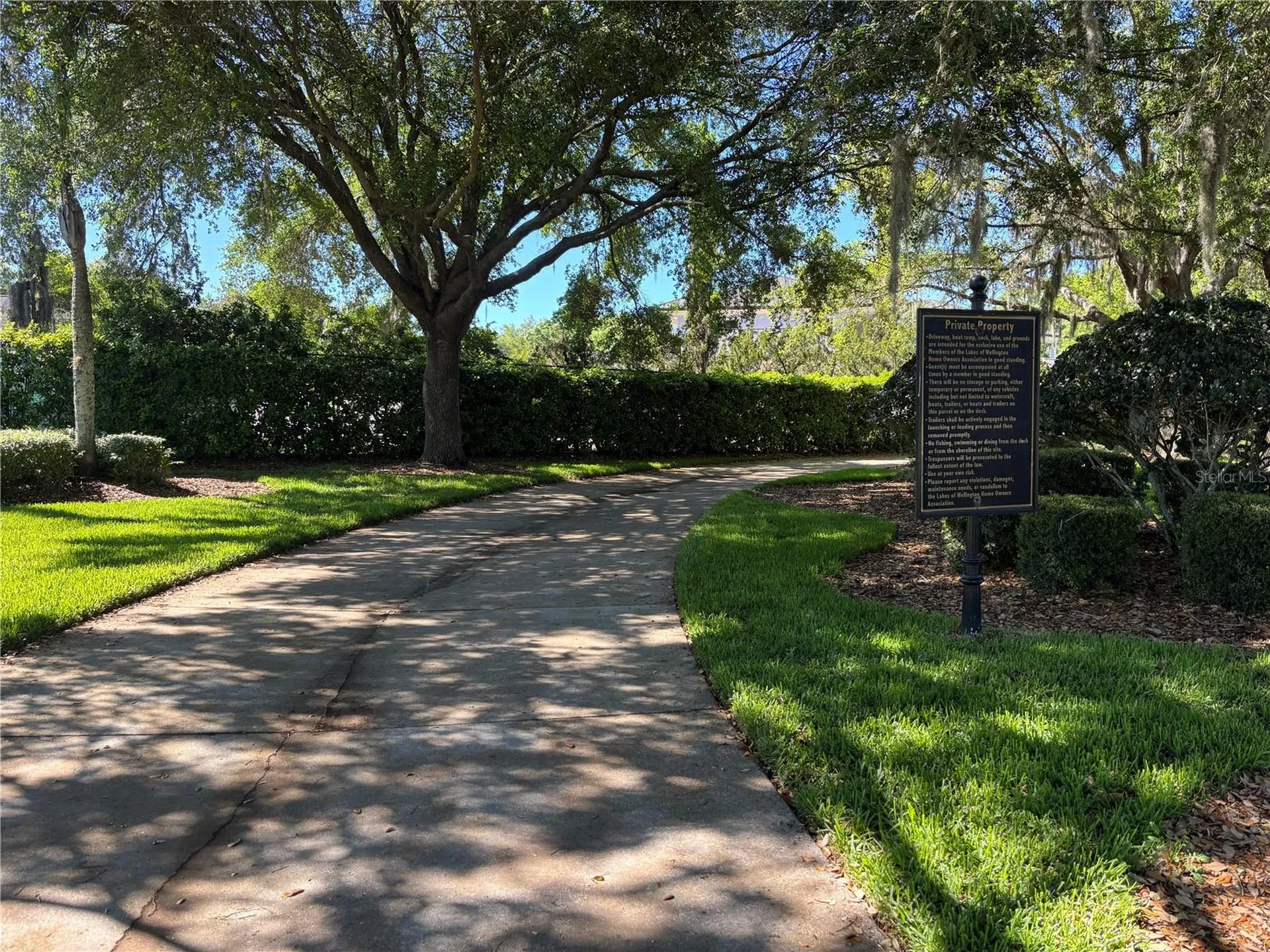 1310 Oxbridge Drive Lutz FL 33549