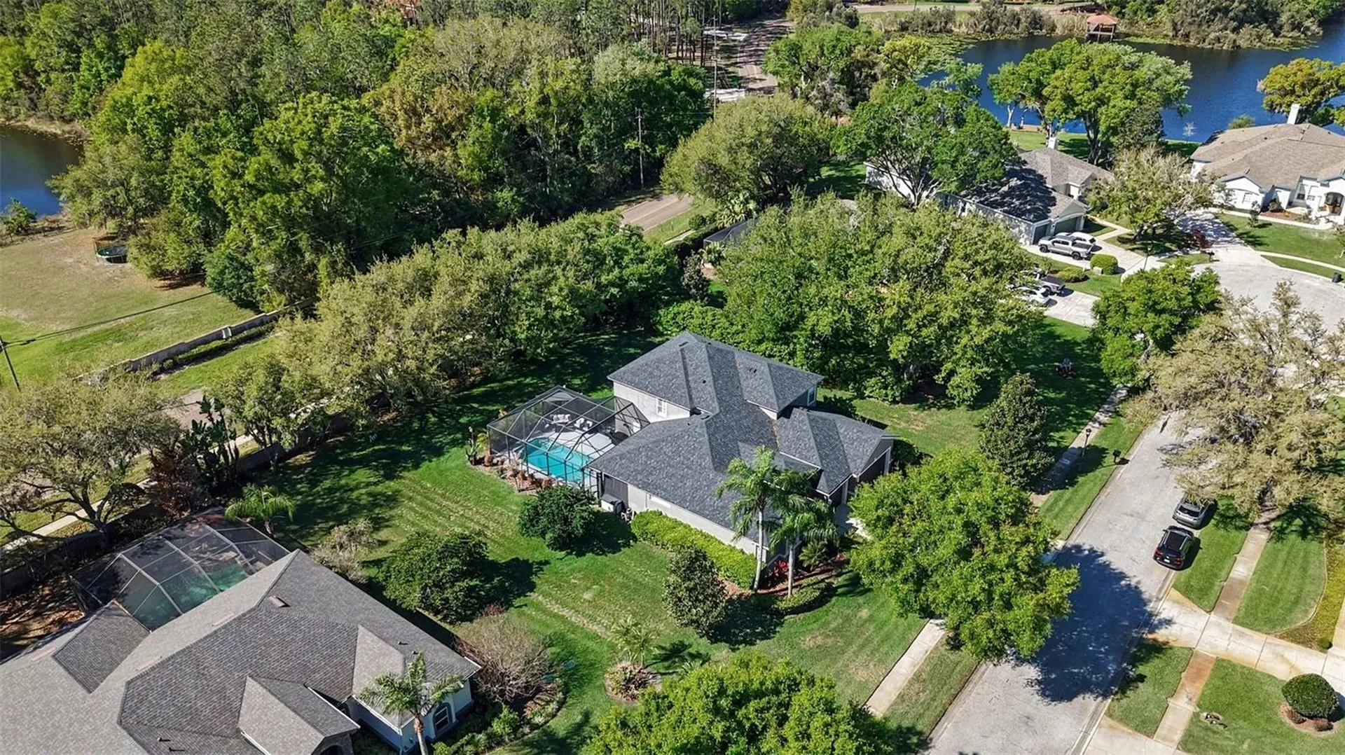 1310 Oxbridge Drive Lutz FL 33549