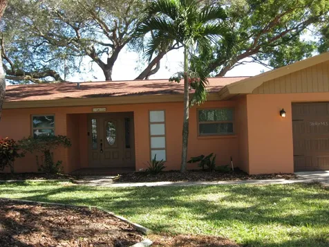 1479 Ruth Road Dunedin FL 34698