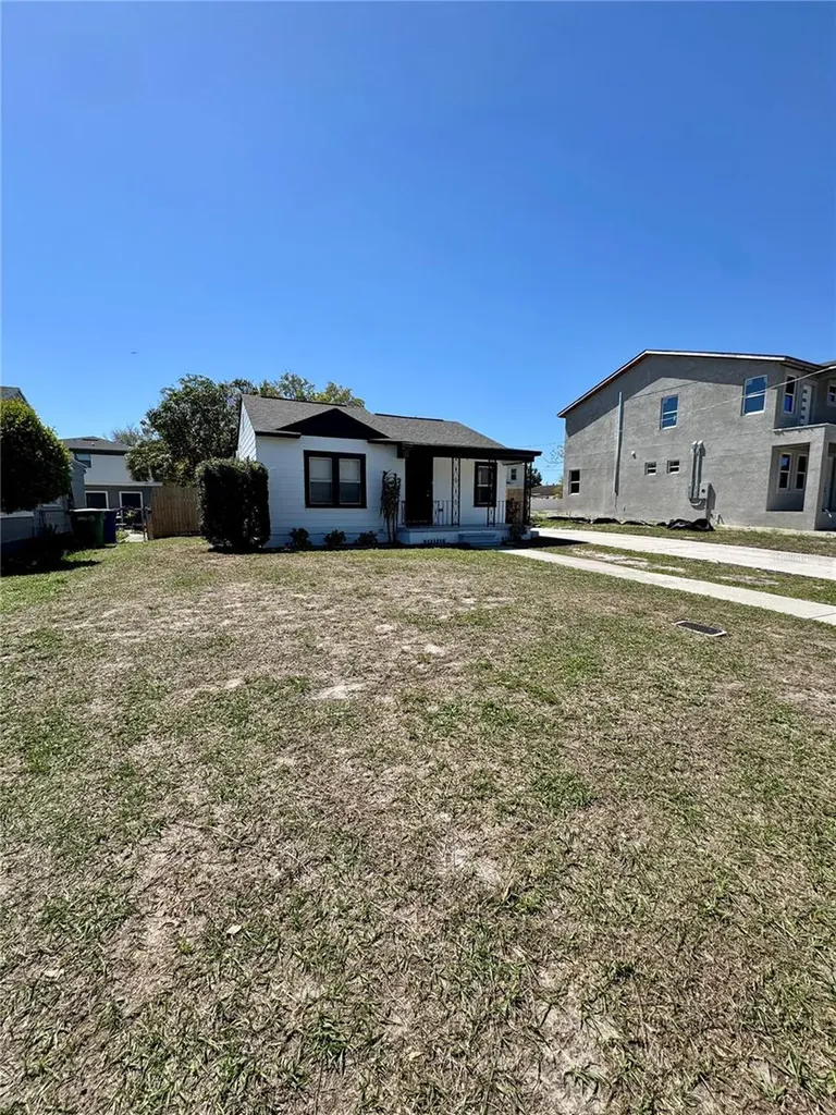1912 W Grace Street Tampa FL 33607