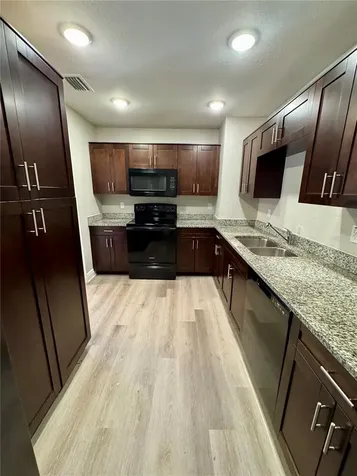 1912 W Grace Street Tampa FL 33607