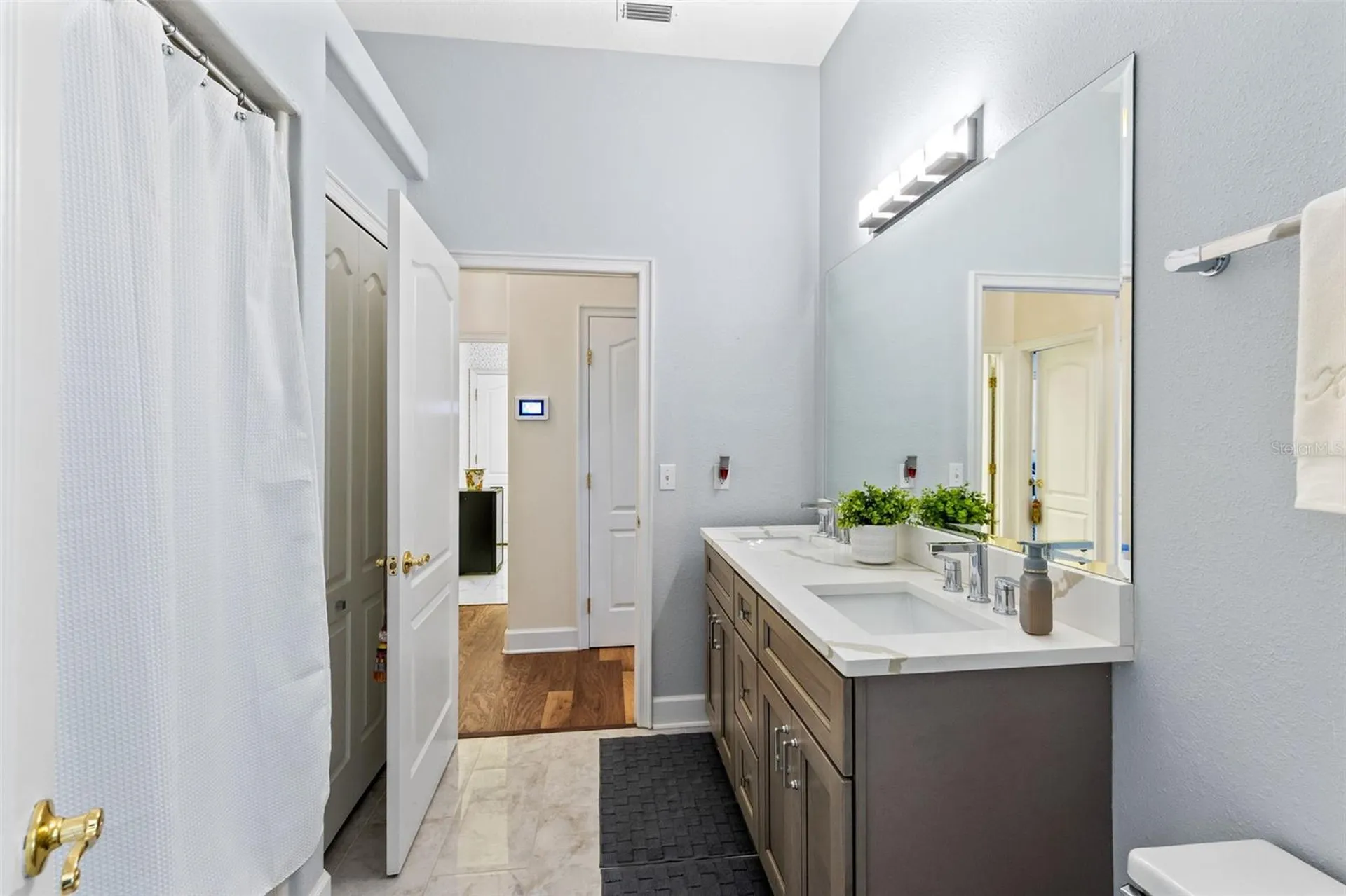 8656 Glyborne Court Orlando FL 32825