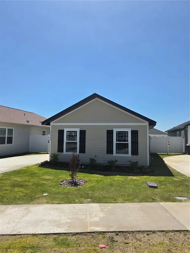 24363 SW 18th Lane Newberry FL 32669