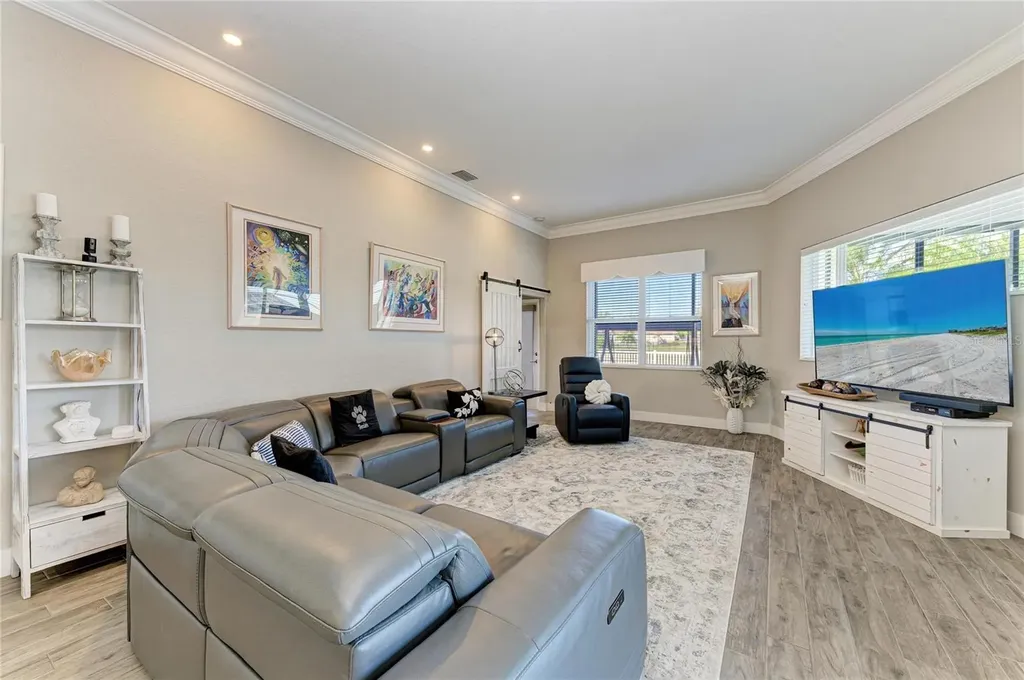 270 Petrel Trail Bradenton FL 34212