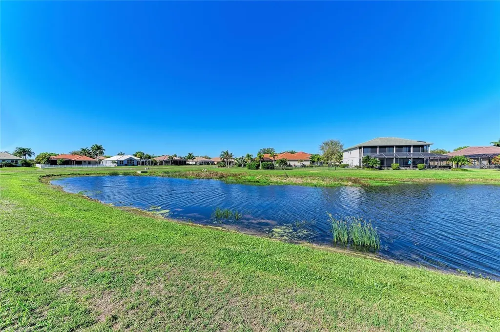 270 Petrel Trail Bradenton FL 34212