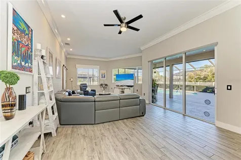 270 Petrel Trail Bradenton FL 34212