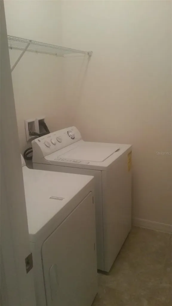 1404 Scarlet Oak Loop Winter Garden FL 34787