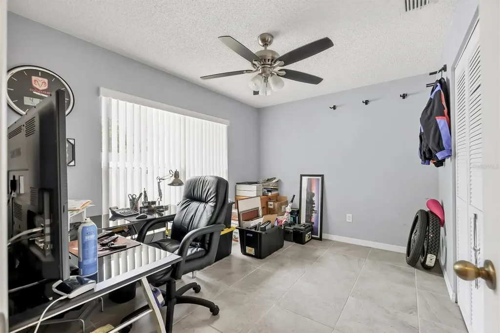 2715 52nd Avenue Terrace W Bradenton FL 34207