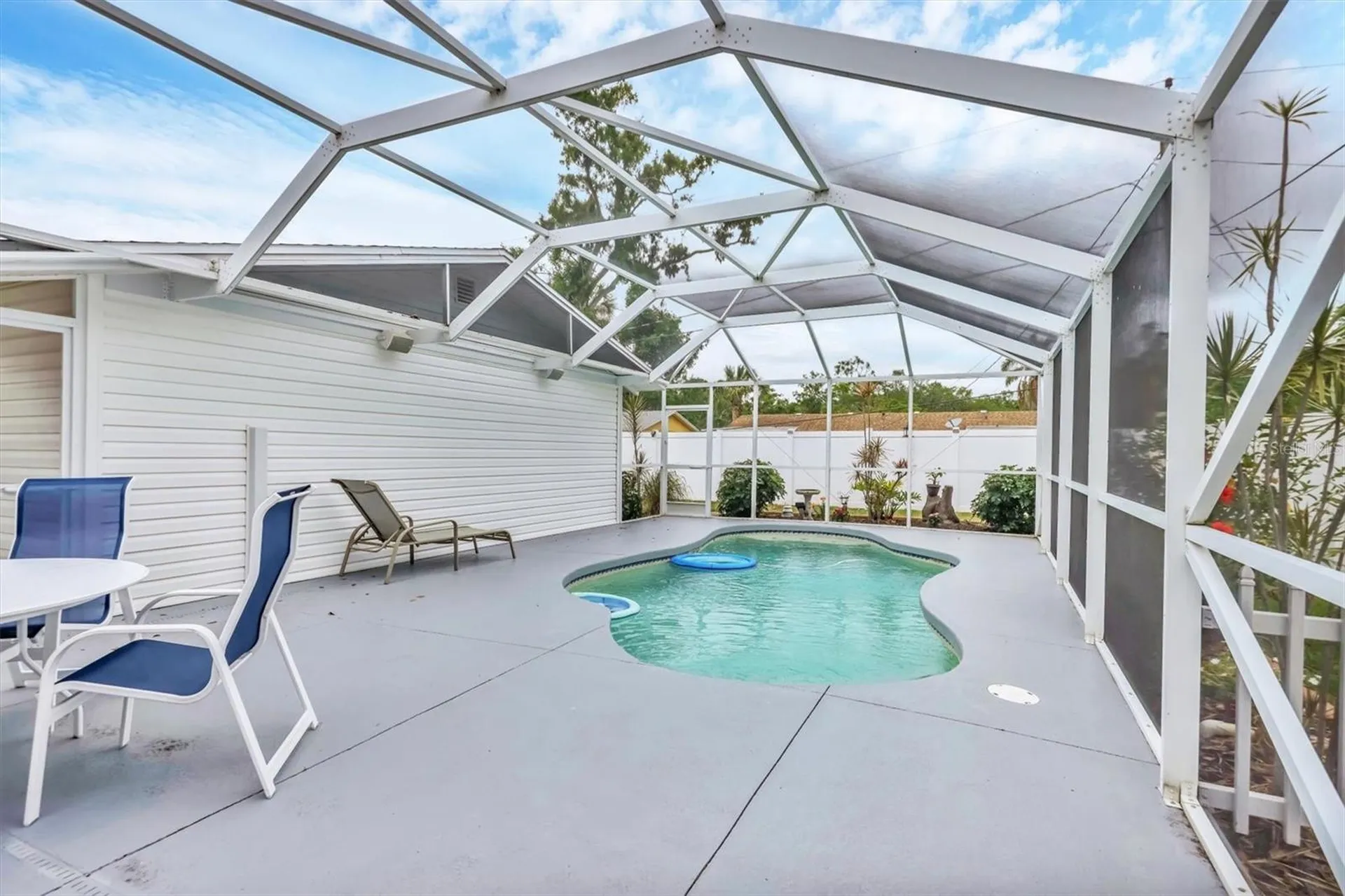 2715 52nd Avenue Terrace W Bradenton FL 34207