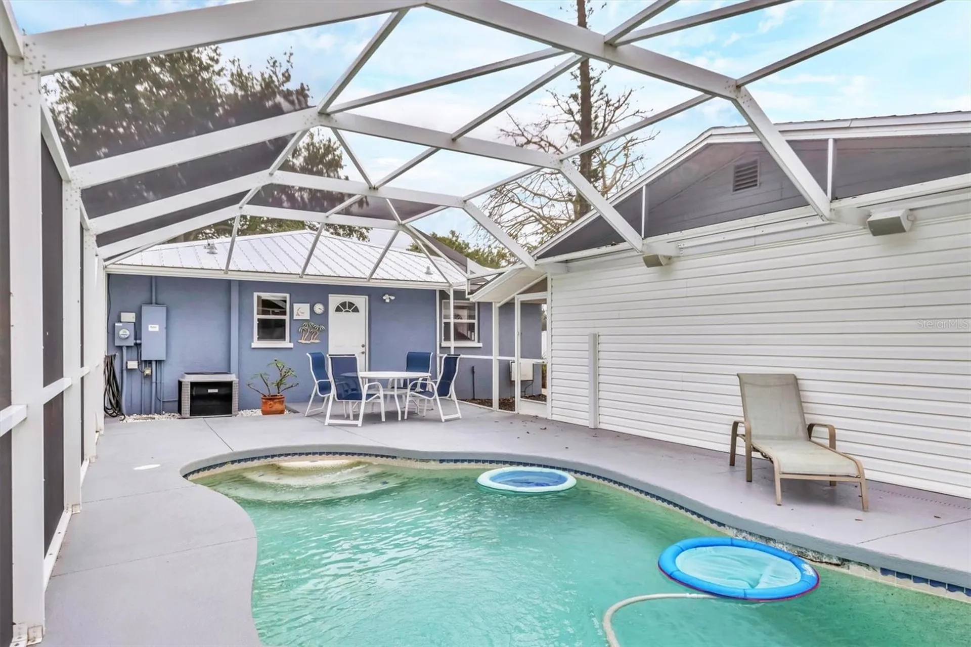 2715 52nd Avenue Terrace W Bradenton FL 34207