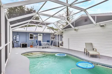 2715 52nd Avenue Terrace W Bradenton FL 34207
