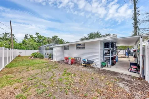 2715 52nd Avenue Terrace W Bradenton FL 34207
