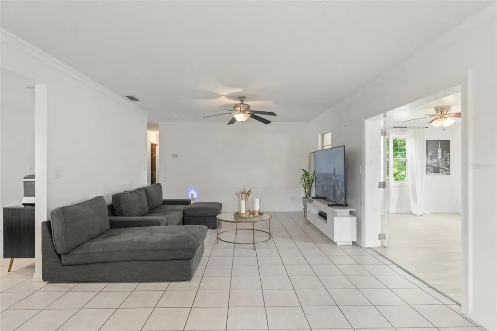 429 Virginia Avenue St Cloud FL 34769