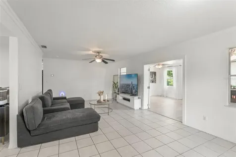 429 Virginia Avenue St Cloud FL 34769