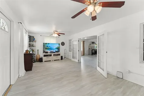 429 Virginia Avenue St Cloud FL 34769