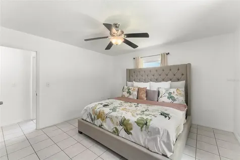 429 Virginia Avenue St Cloud FL 34769