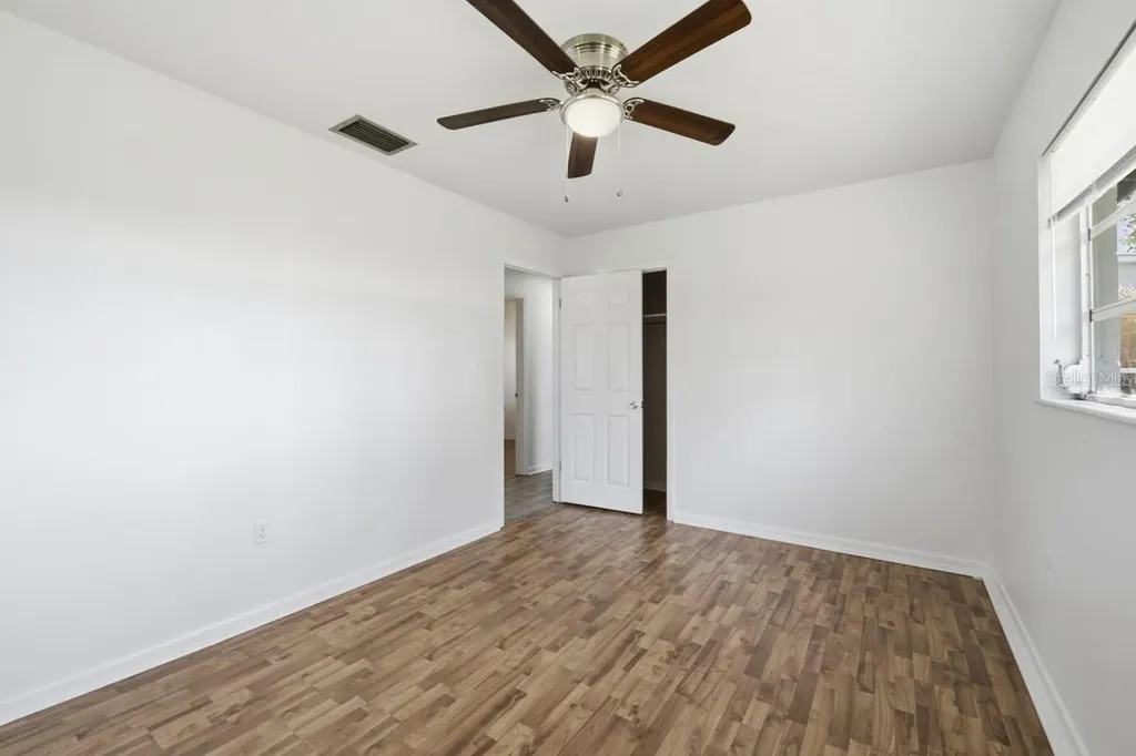 14338 Lake Junietta Drive Tavares FL 32778