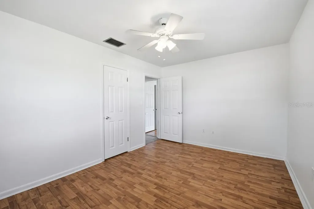 14338 Lake Junietta Drive Tavares FL 32778