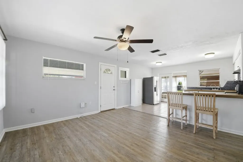 14338 Lake Junietta Drive Tavares FL 32778