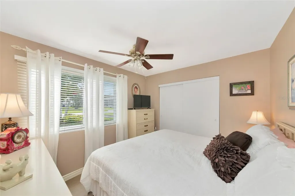 1807 University Place Sarasota FL 34235