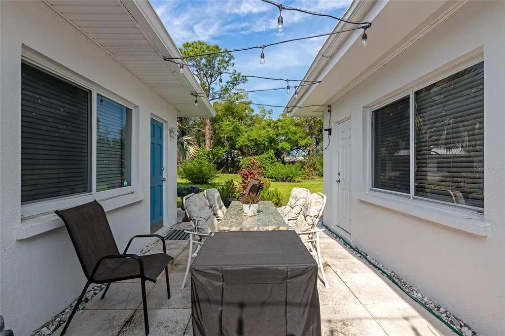 1807 University Place Sarasota FL 34235