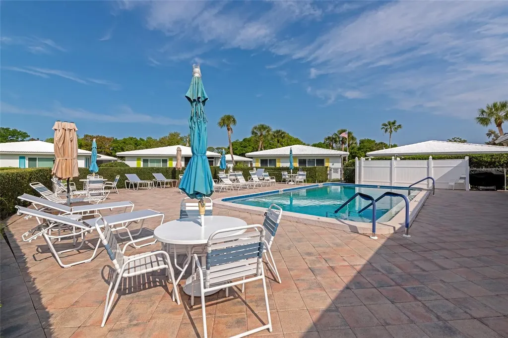 1807 University Place Sarasota FL 34235