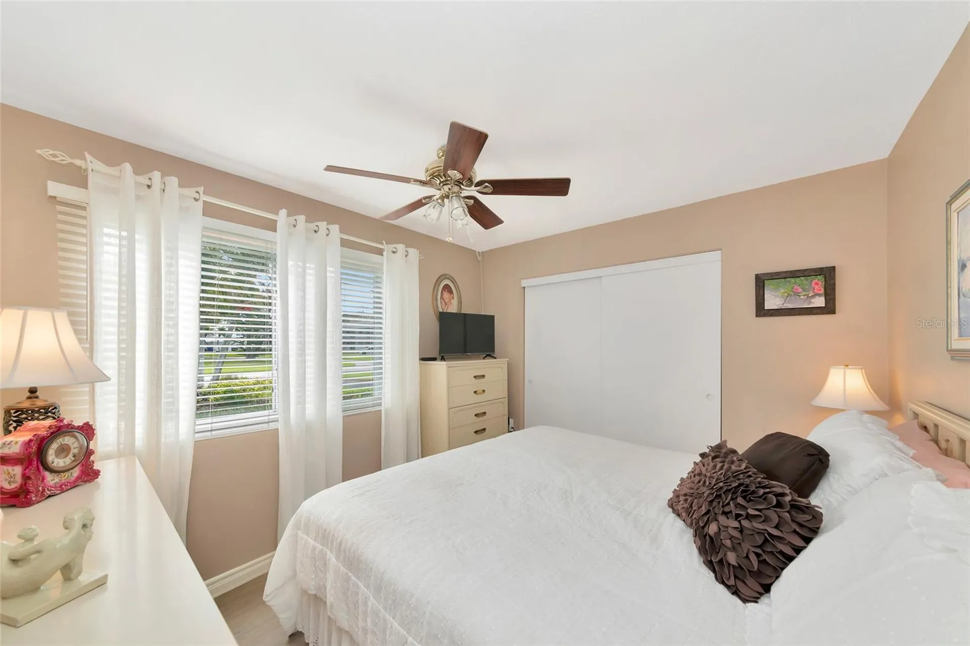 1807 University Place Sarasota FL 34235