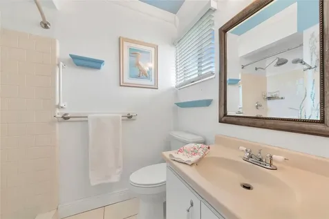 1807 University Place Sarasota FL 34235