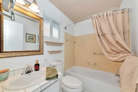 1807 University Place Sarasota FL 34235