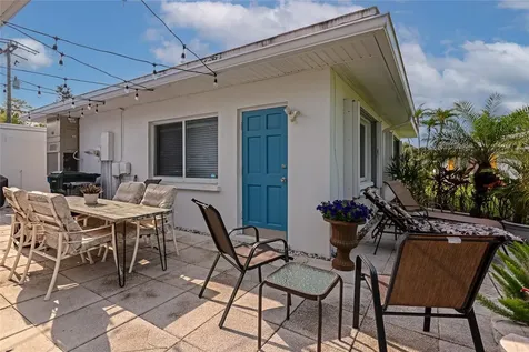 1807 University Place Sarasota FL 34235