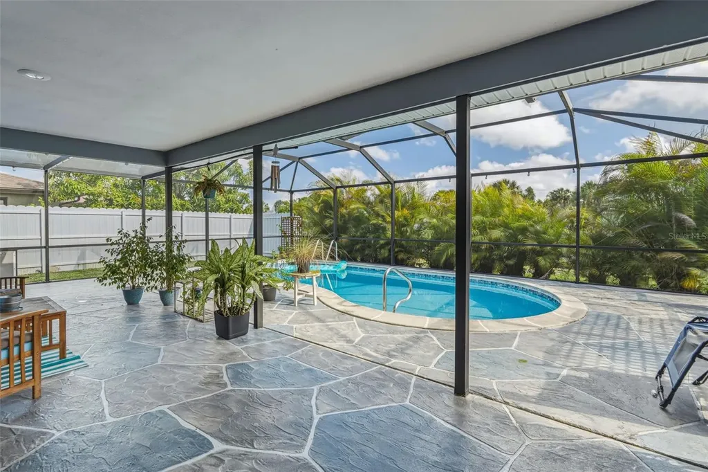 2440 Auburn Boulevard Port Charlotte FL 33948
