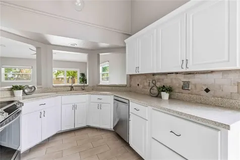 7795 Pine Trace Sarasota FL 34243