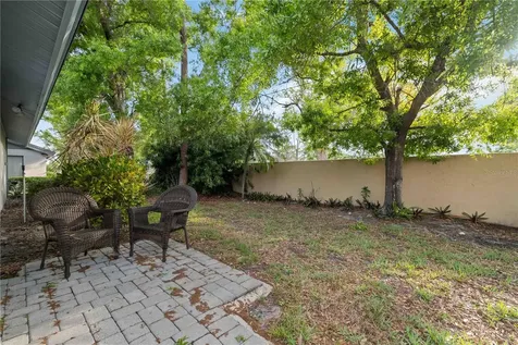 7795 Pine Trace Sarasota FL 34243