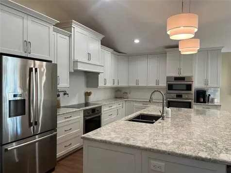 15 Gulf Manor Drive Venice FL 34285