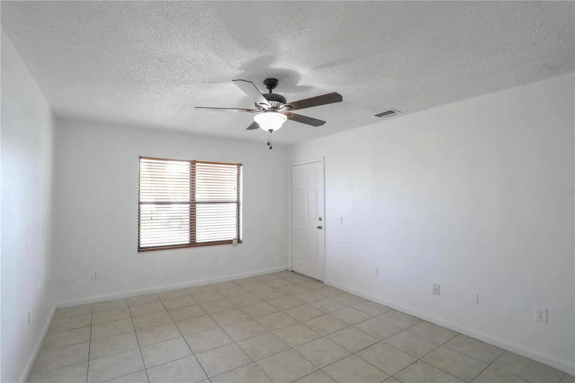 939 Hughey Street Apopka FL 32703