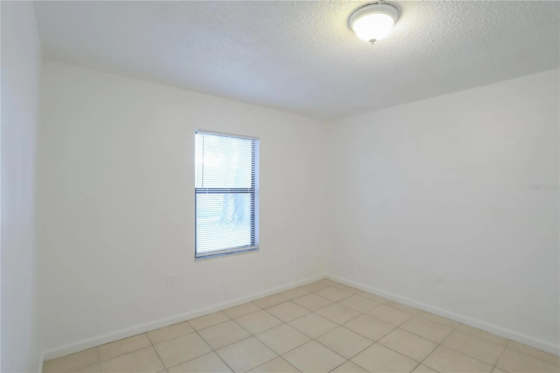 939 Hughey Street Apopka FL 32703