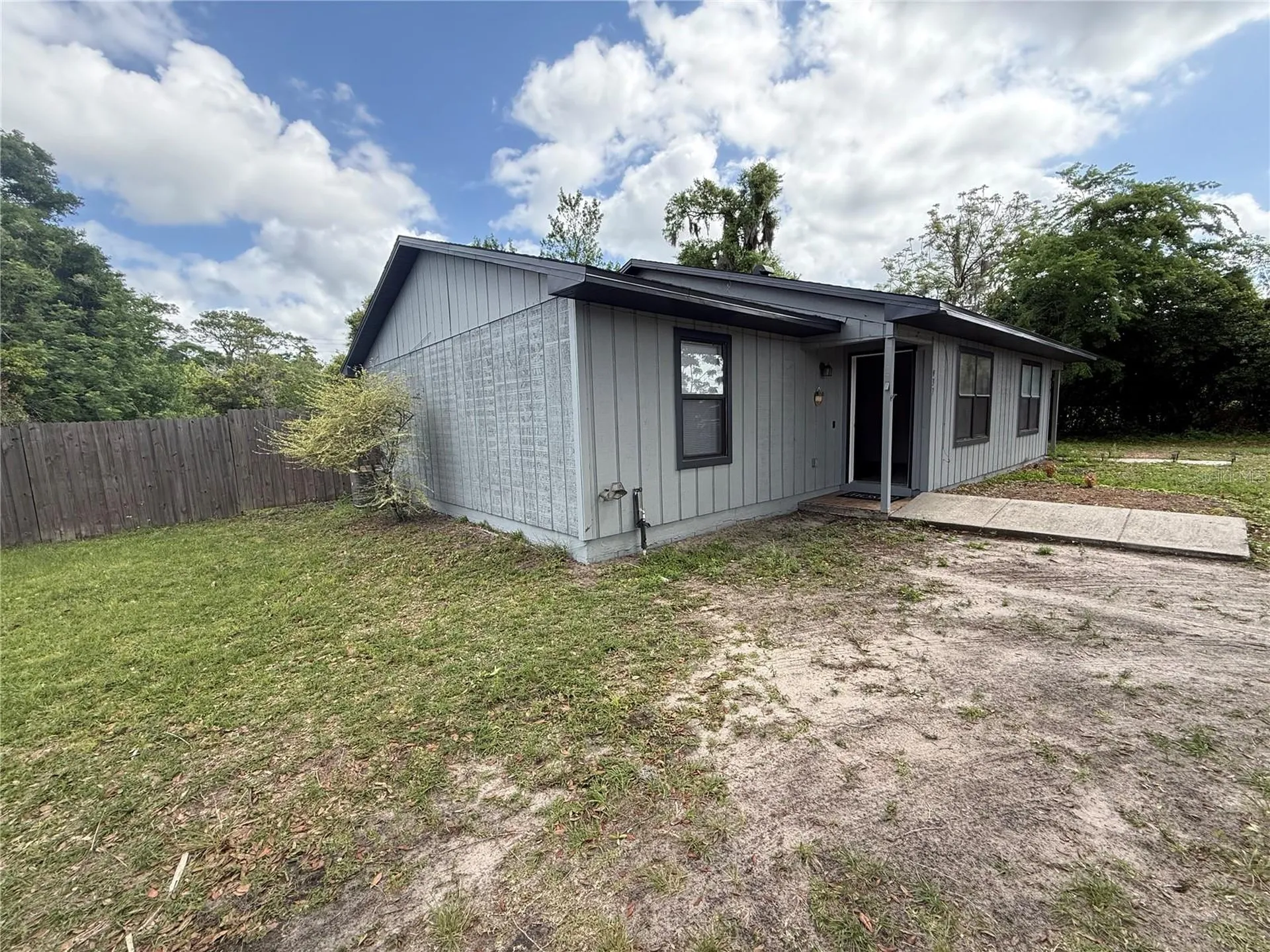 939 Hughey Street Apopka FL 32703