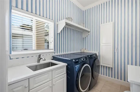 10 Cordoba Court Palm Coast FL 32137