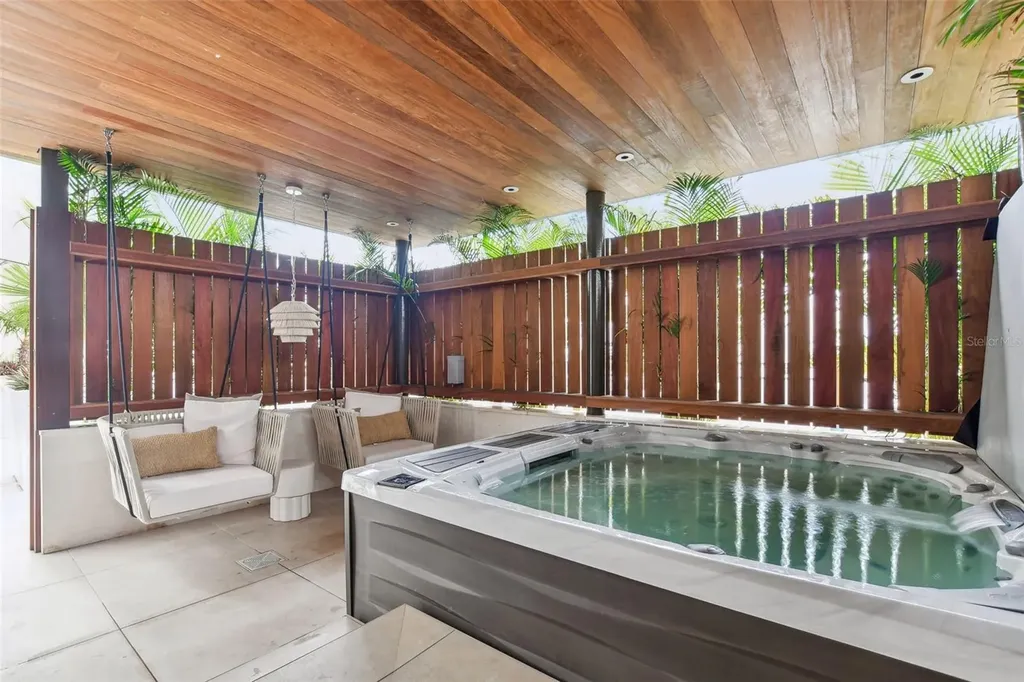 1020 Sunset Point Road Clearwater FL 33755