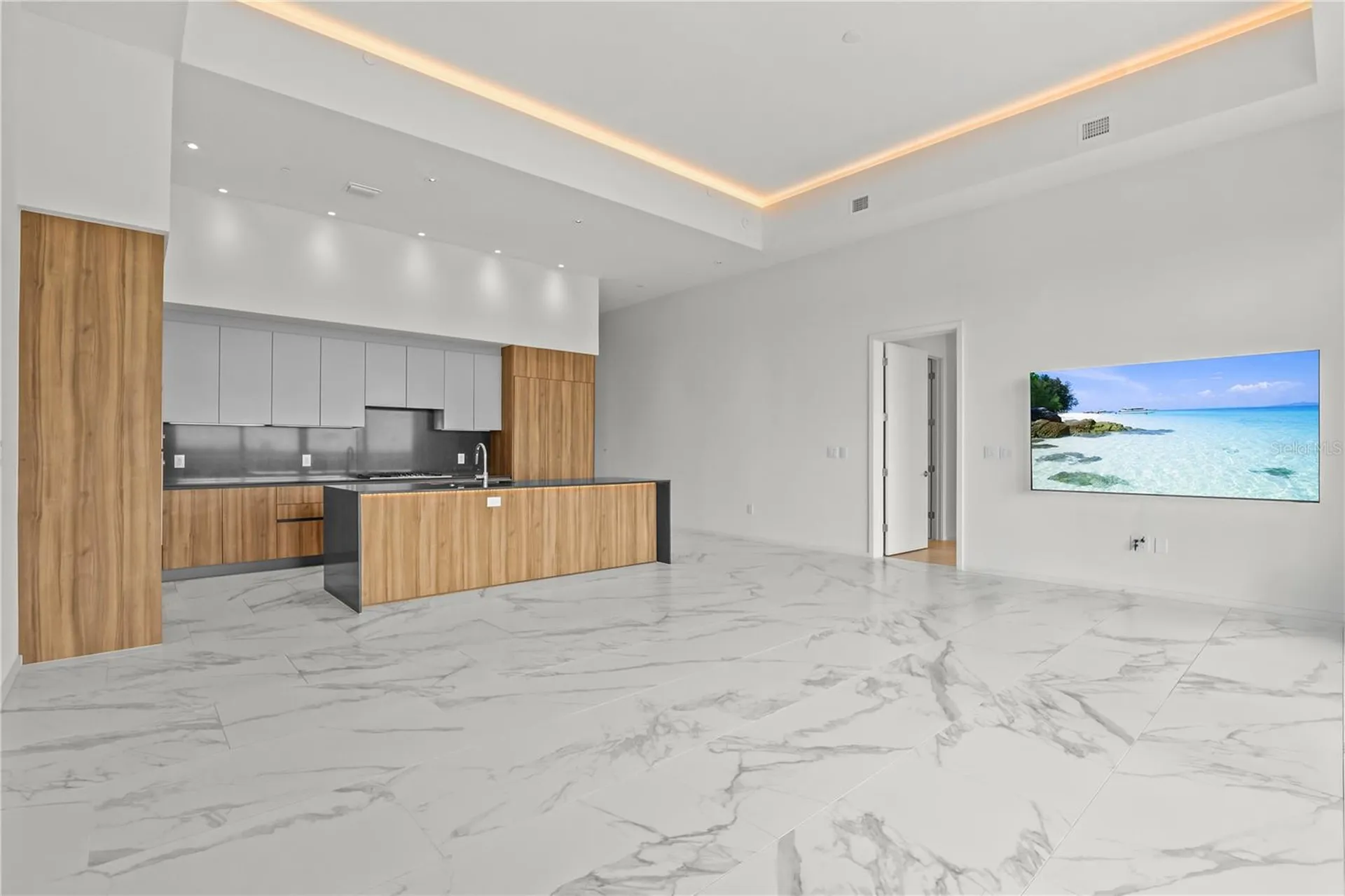 1020 Sunset Point Road Clearwater FL 33755