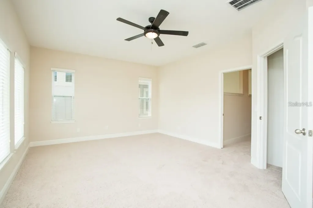 8543 Pinter Street Orlando FL 32827