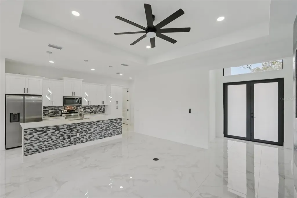 12 SE 17th Avenue Cape Coral FL 33990