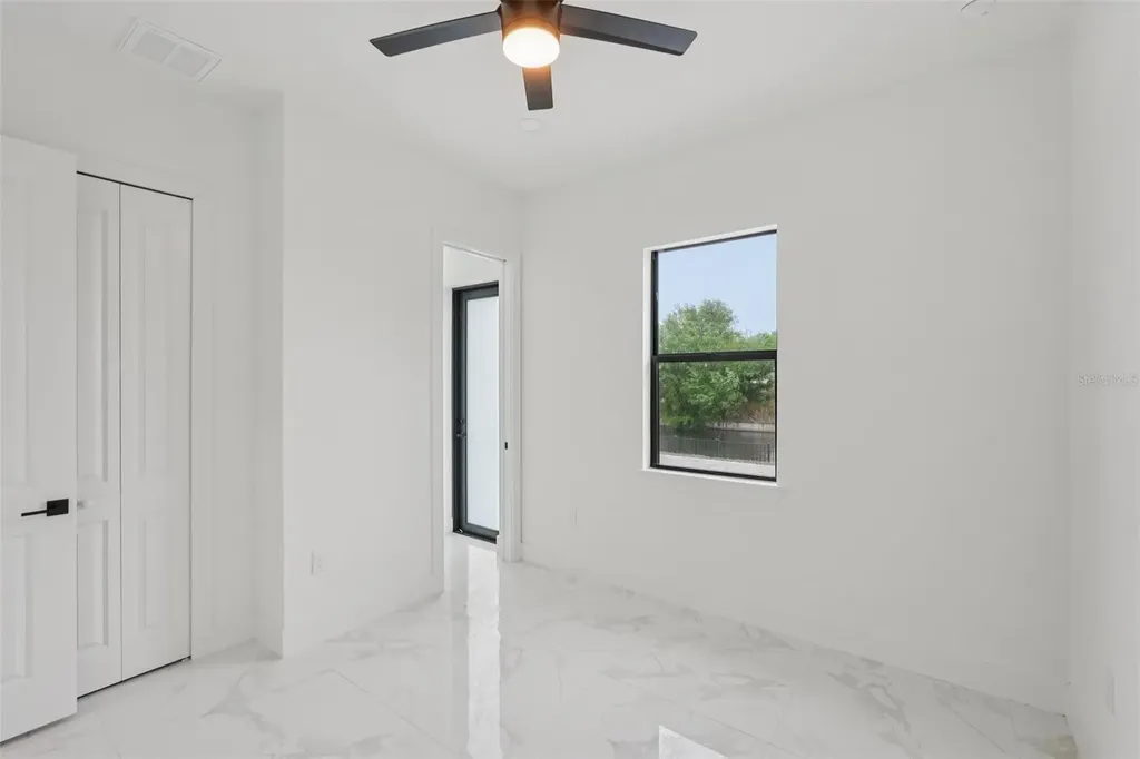 12 SE 17th Avenue Cape Coral FL 33990