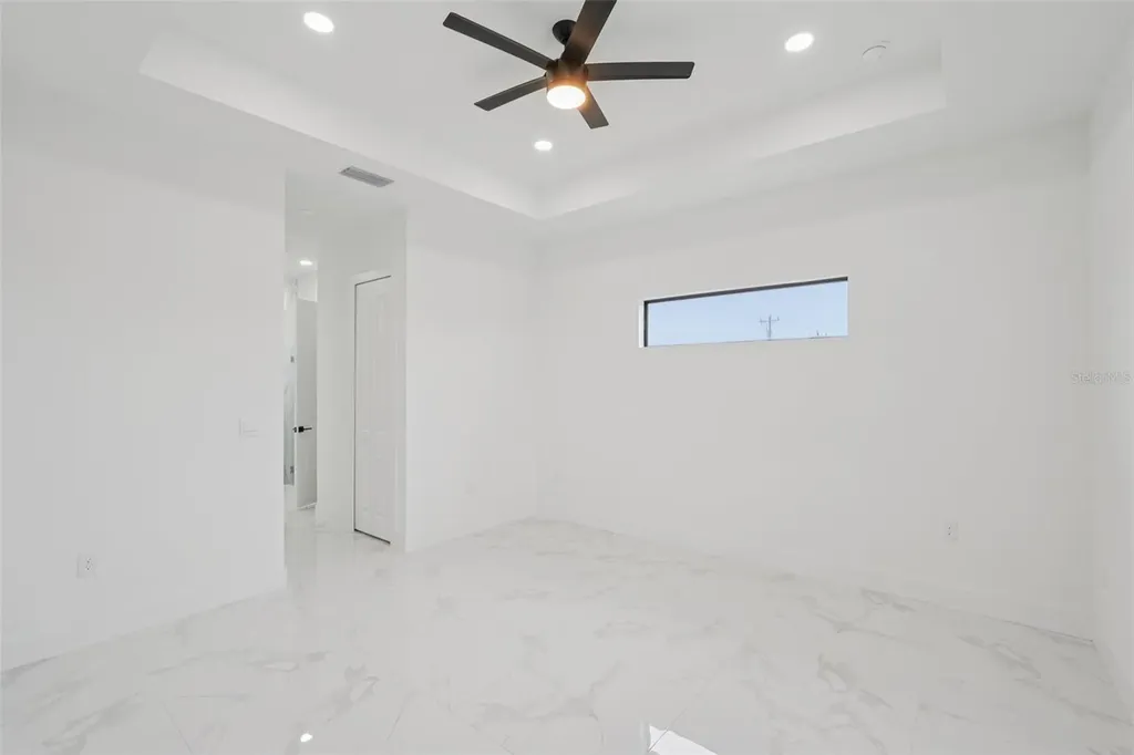 12 SE 17th Avenue Cape Coral FL 33990