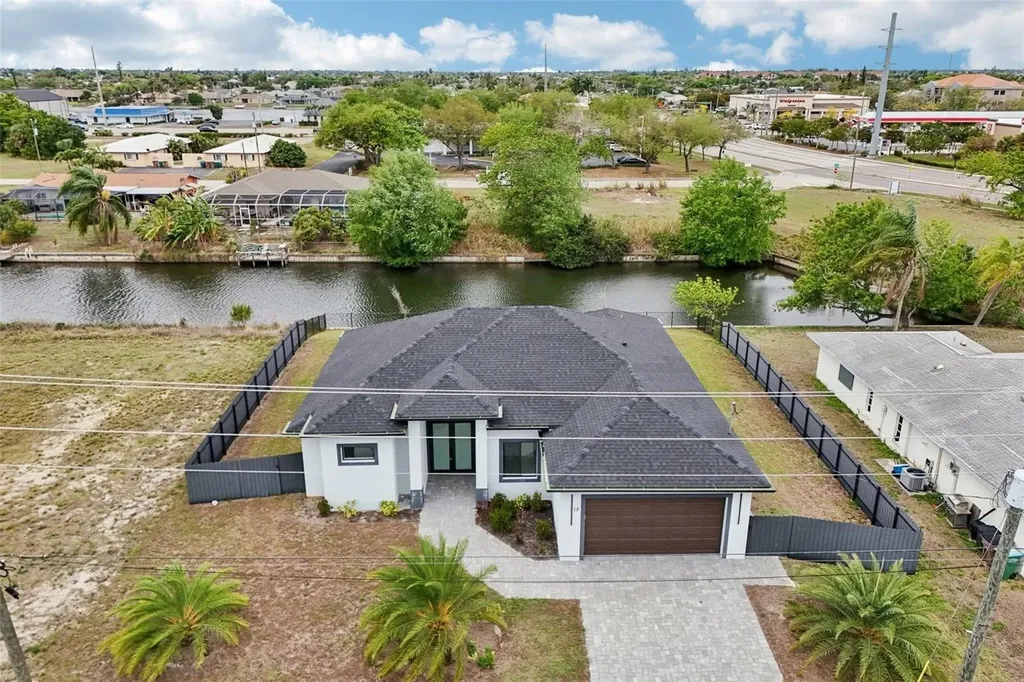 12 SE 17th Avenue Cape Coral FL 33990